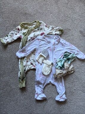 Newborn bundle. Angel Dear onesie, two copper pearl headbands, goumi mitts